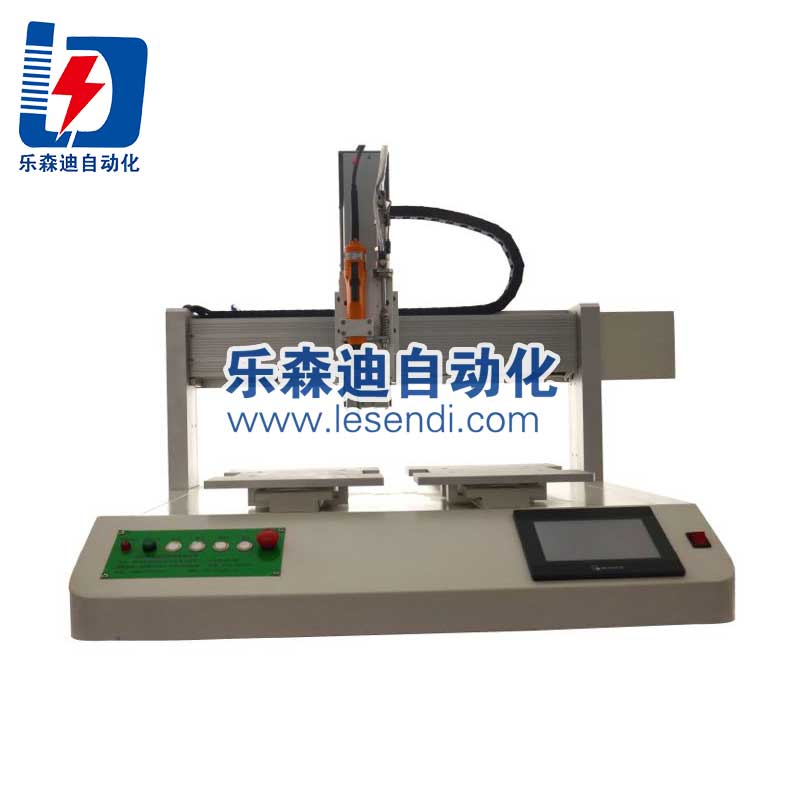 坐標式自動鎖螺絲機設備 CM301